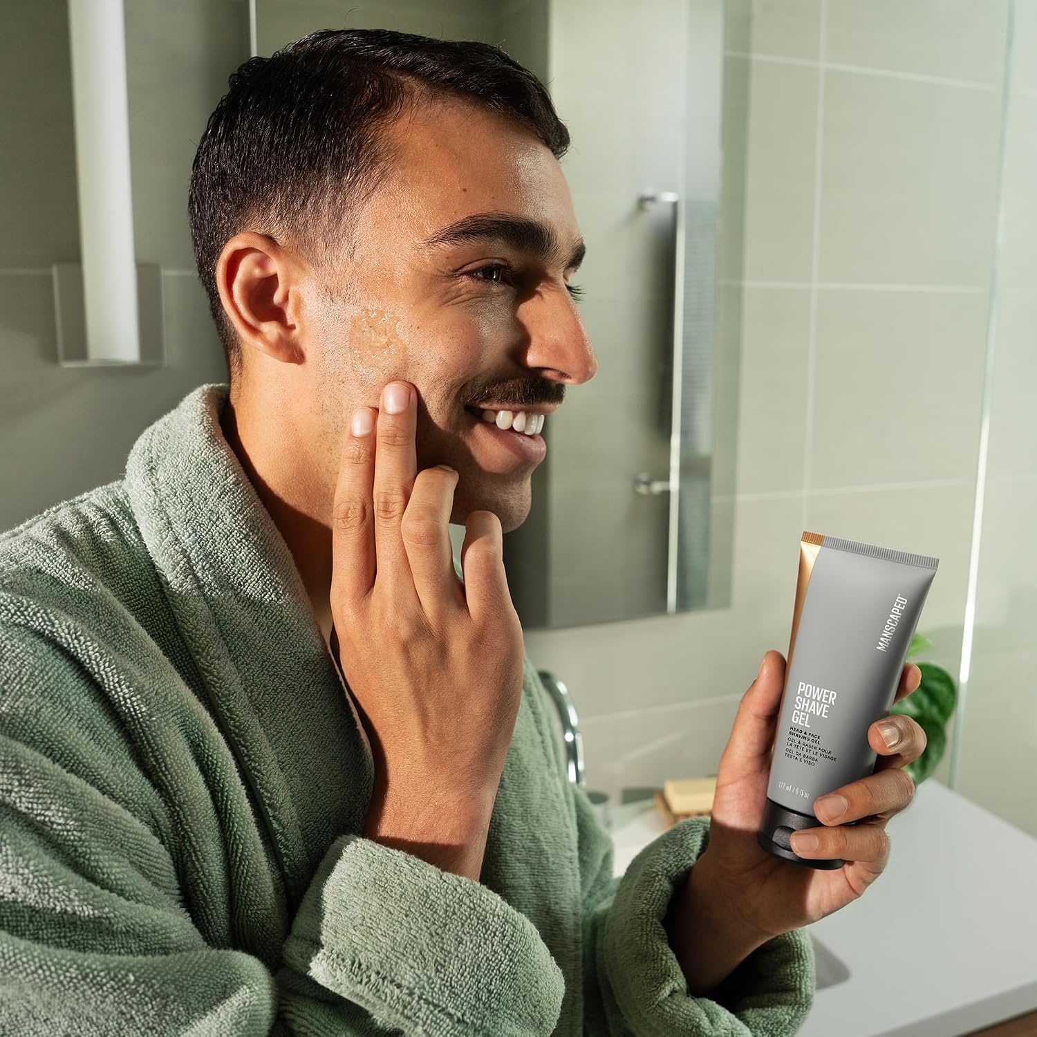 image:imageMANSCAPED The Dome Shaver PRO Head Shaver for Bald Men Five Rotary Blade Design with SkinSafe ampamp FlexAdjust Technology Waterproof USBC ampamp Wireless Charging Compatible with Travel LockThe Dome PRO Package