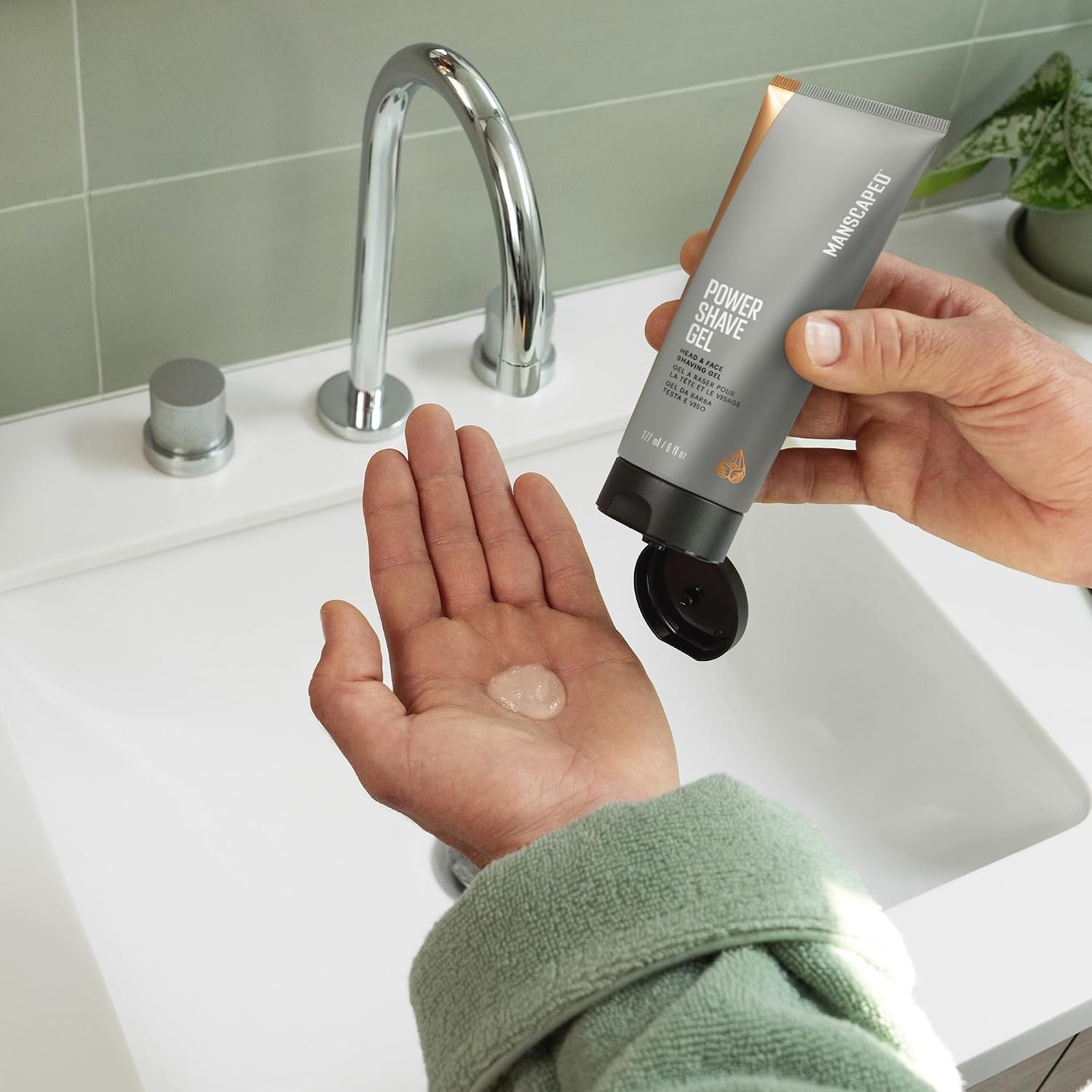 image:imageMANSCAPED The Dome Shaver PRO Head Shaver for Bald Men Five Rotary Blade Design with SkinSafe ampamp FlexAdjust Technology Waterproof USBC ampamp Wireless Charging Compatible with Travel LockThe Dome PRO Package